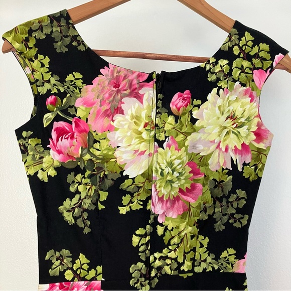 Bernie Dexter Ruby 50s Pencil Dress in Black Floral Dark Tea Room Print XS - Picture 7 of 12